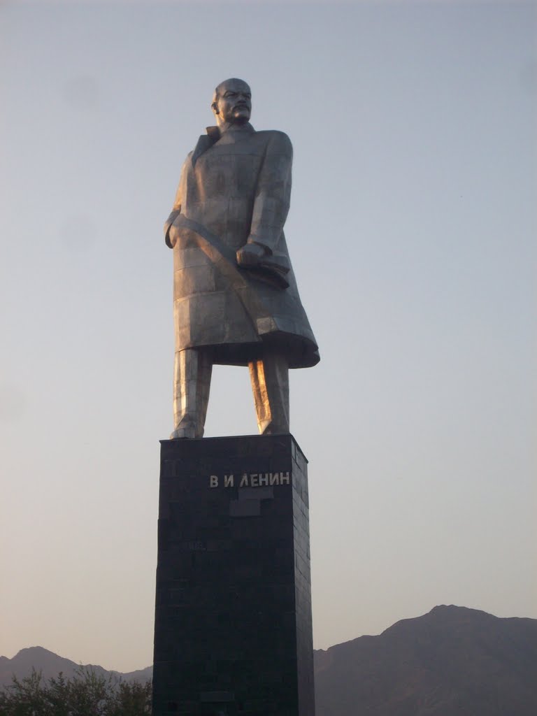 statue of lenin, Худжанд