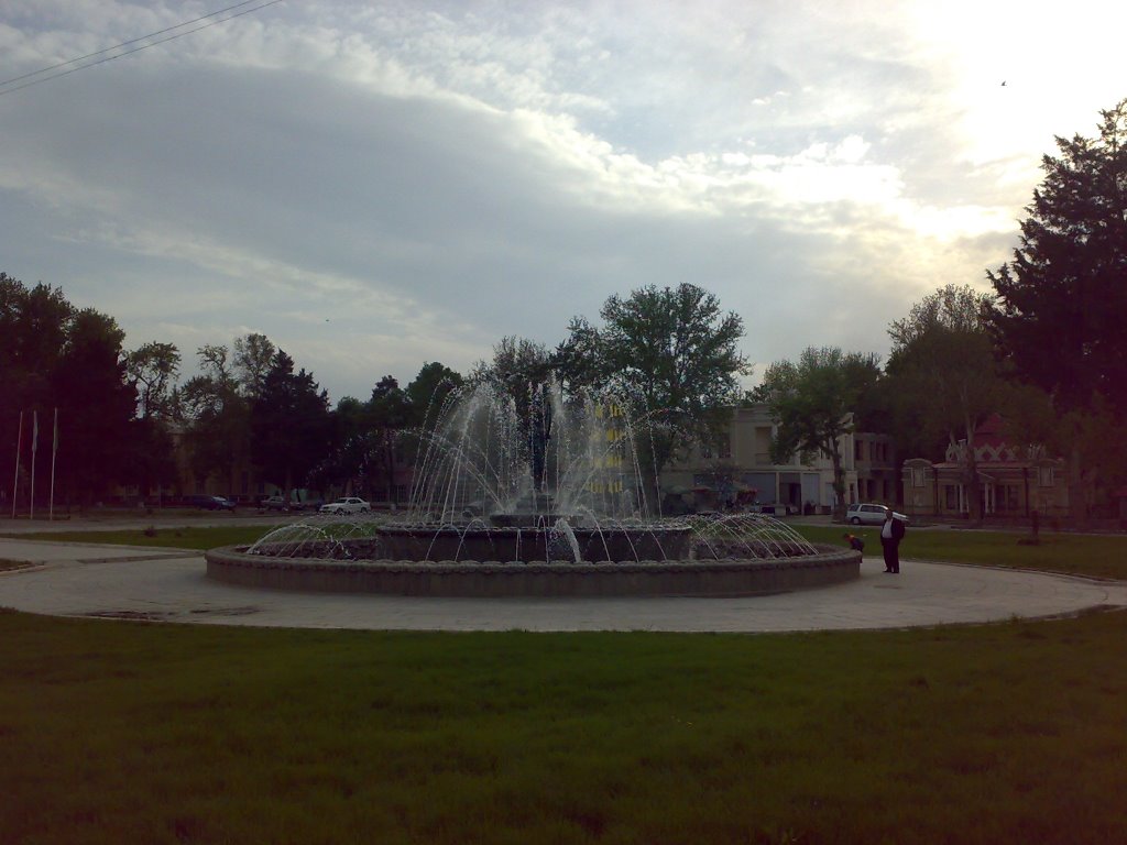 Fountain in front of the Theater - Фонтан перед театром К.Худжанди, Худжанд