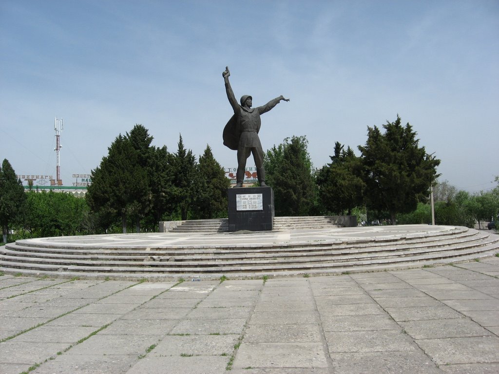 Monument to Heroes of the war 1941-1945. Spitamen, Tajikistan., Зафарабад