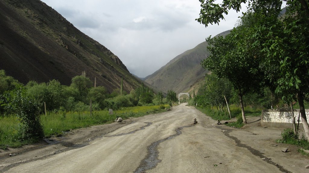 The beginning of pass Shahriston. A southern part., Зафарабад