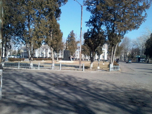 площадь ленина, Чкаловск