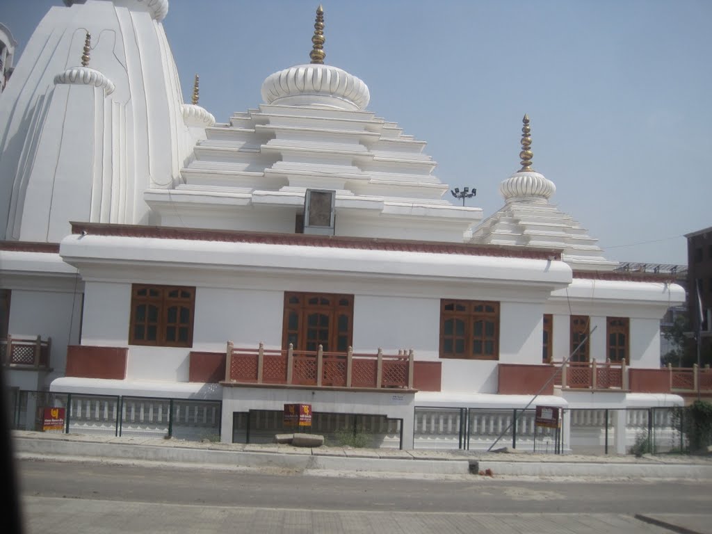temple , baba banarasi das , lucknow, Кара-Кала