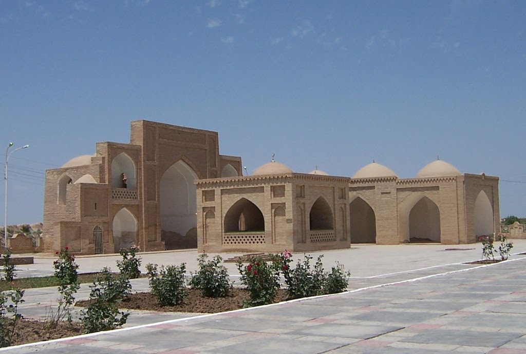 Hoja Yusuf Hamadani mosque and graveyard (XIII c.), Захмет