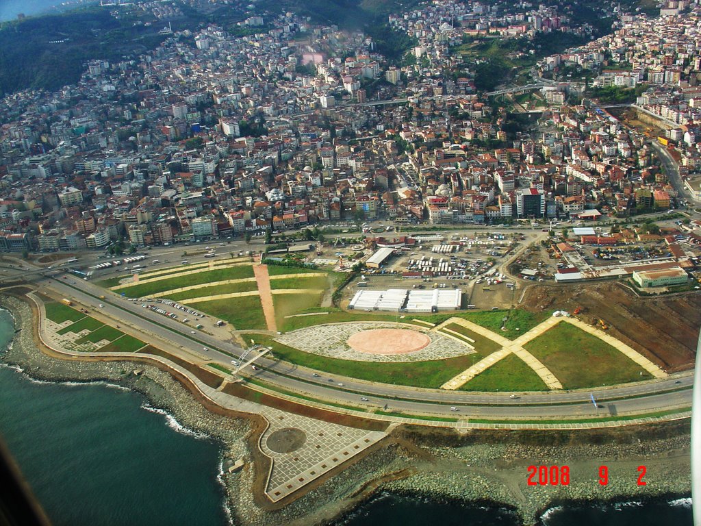 Gelişen  Trabzonun kıyı kesimi-Developing coastal population of Trabzon, Трабзон