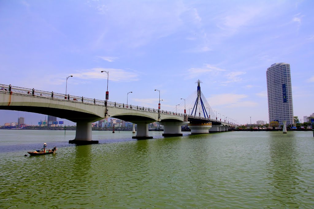 Cầu Sông Hàn, Дананг