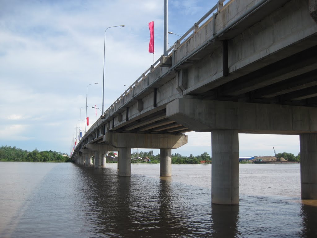 Cầu Long Toàn, Пхан-Тхит