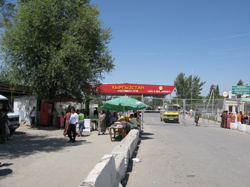 Osh, Kyrgyzstan-Uzbekistan border, Алтынкуль