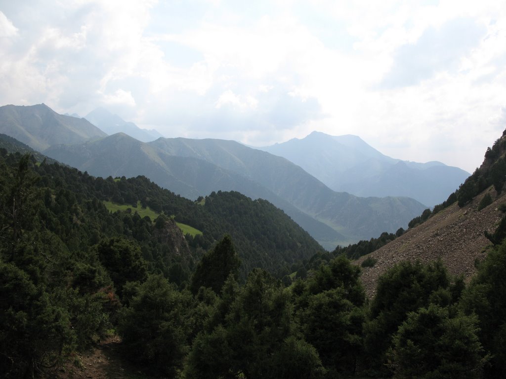 Ak-Tuya ravine, track to Altyn-Beshik pass, Балыкчи
