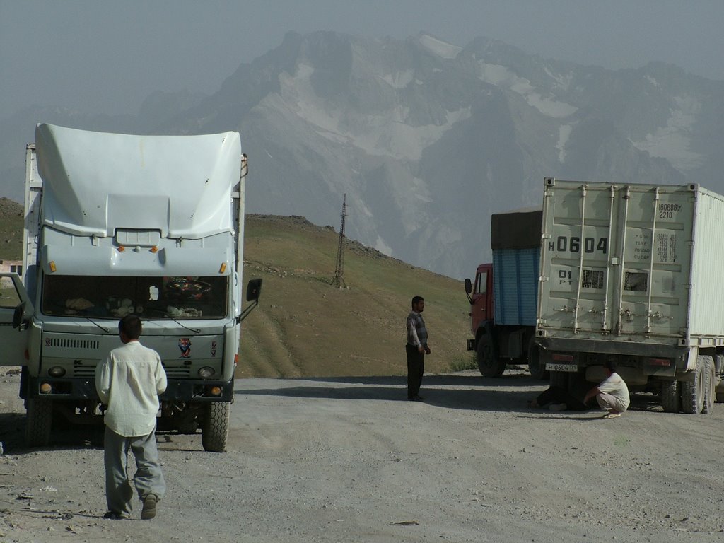 Anzob pass, Tajikistan, Заамин