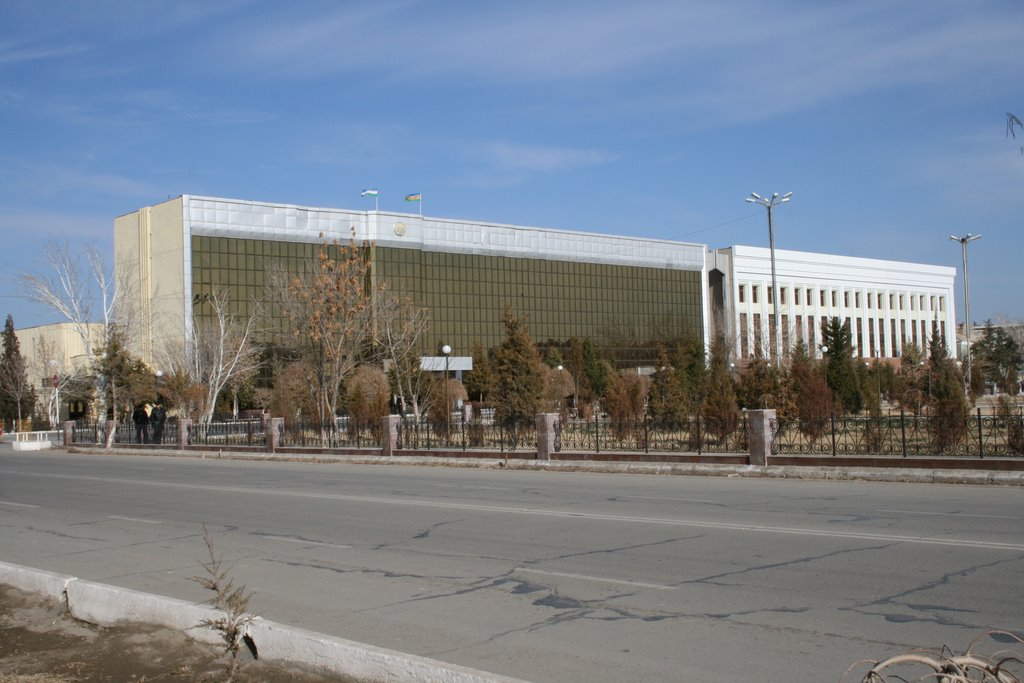 Government building in Nukus, Karakalpakstan, Uzbekistan, Нукус