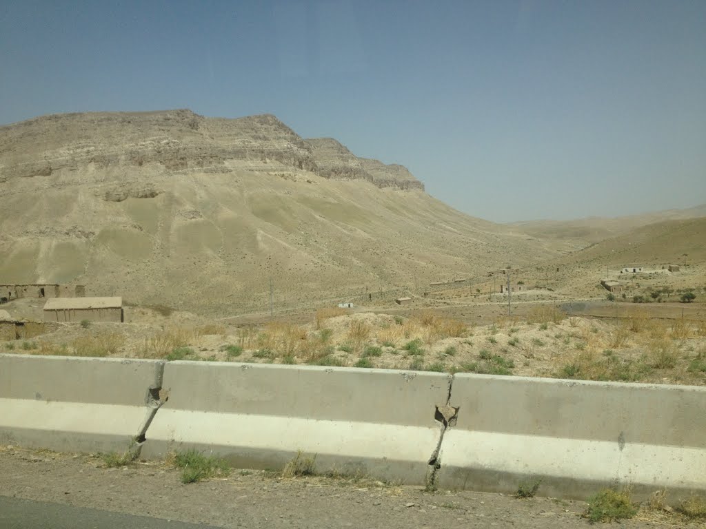 Anticline ridge near Dehkanabad, Касан