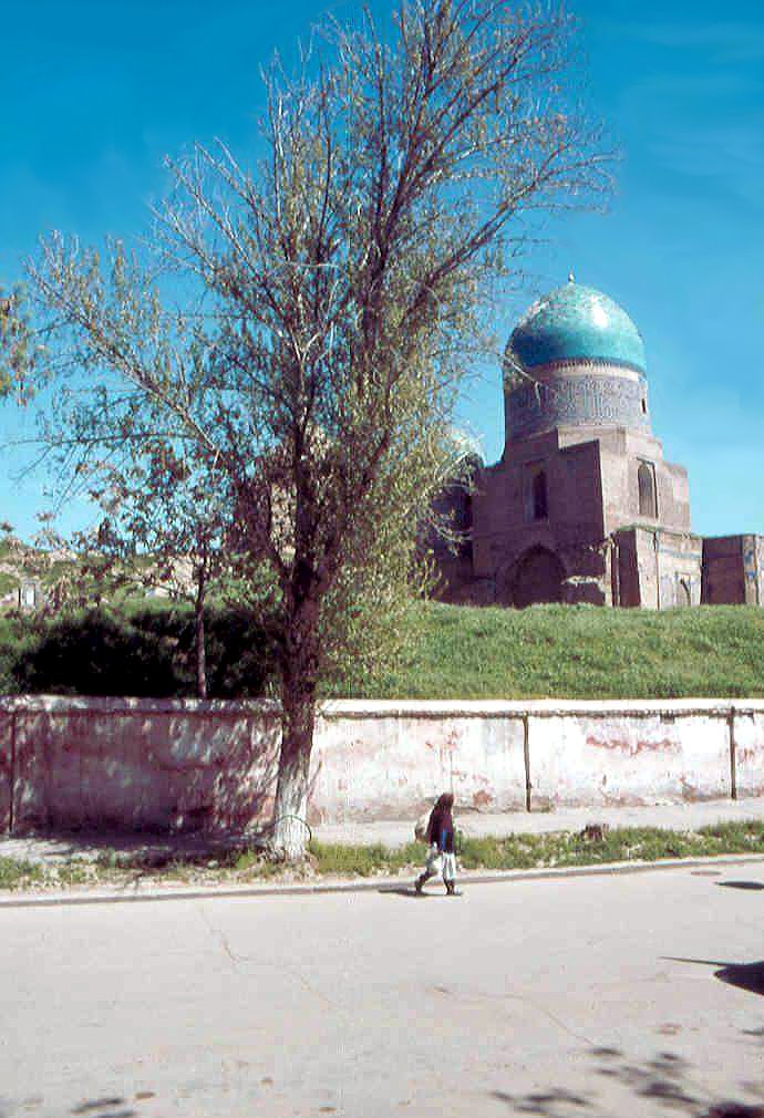 1985.04. - Samarkand Sahi Zinda nekropolis, the Kady Zadeh Rumi, double dome mausoleum - Szamarkand Sahi Zinda ősi temető, a Kady Zadeh Rumi, kettős kupola mauzóleum, Самарканд