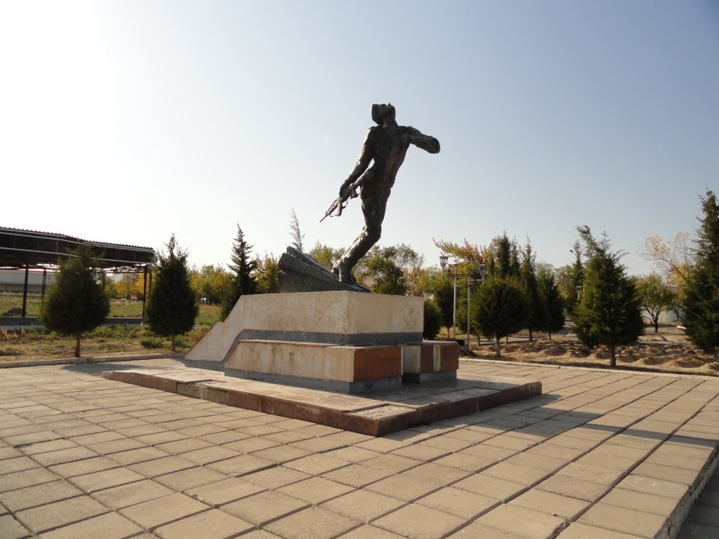 Монумент воину-афганцу, Чирчик