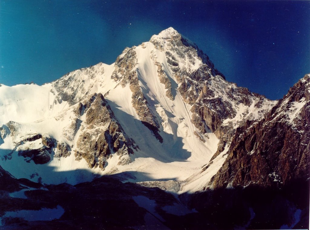 Ak-Tash peak, 4990, Кувасай