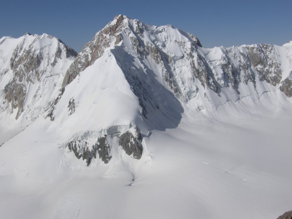 Dugoba, climb to Aktash, summit, Учкуприк