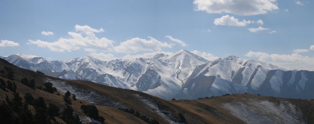 Abshir, Aktash Pass (Abshir-Malyaran), october, Nichkesu mountains far (W), Язъяван