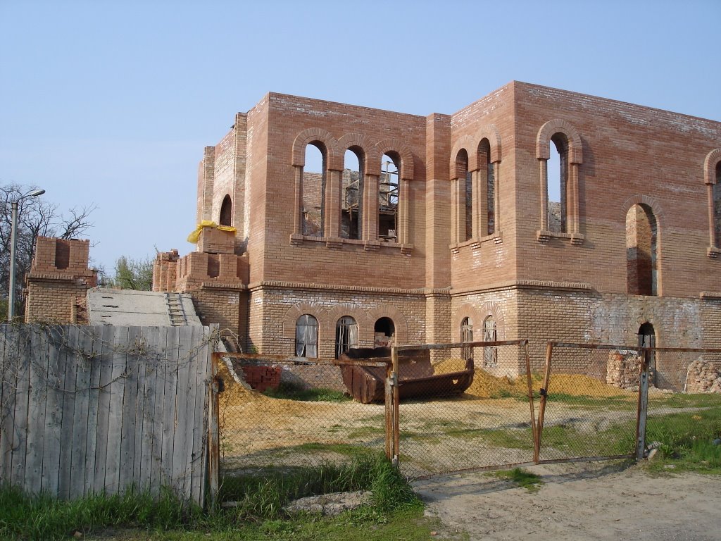 Towns church under construction, Амвросиевка