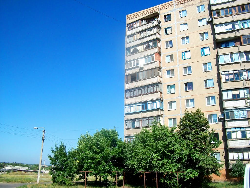 Living block in Bykov street, Kramatorsk, Беленькое