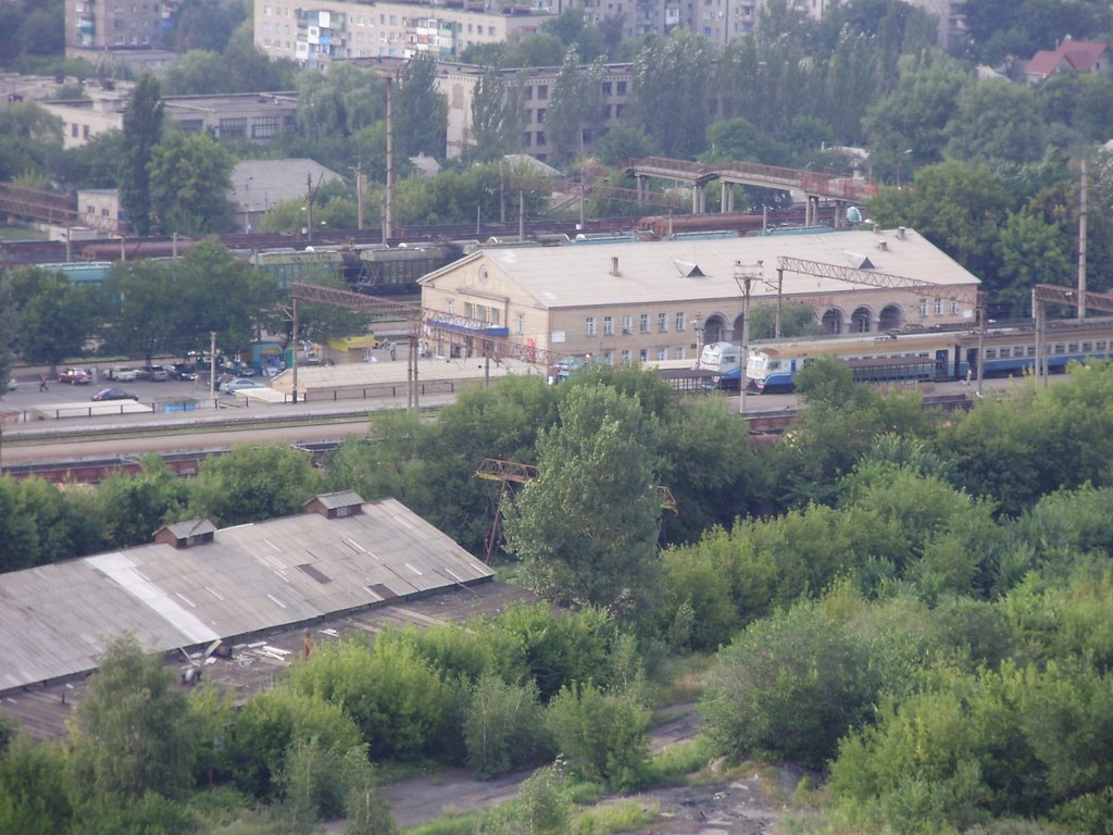Вид на ЖД вокзал с террикона, Горловка
