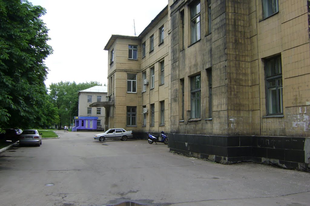 Фасад больницы Димитрова, Димитров