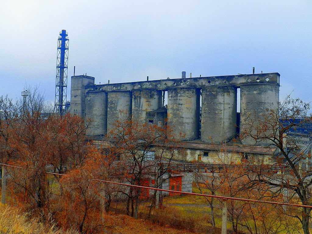 Башни цемзавода, Енакиево