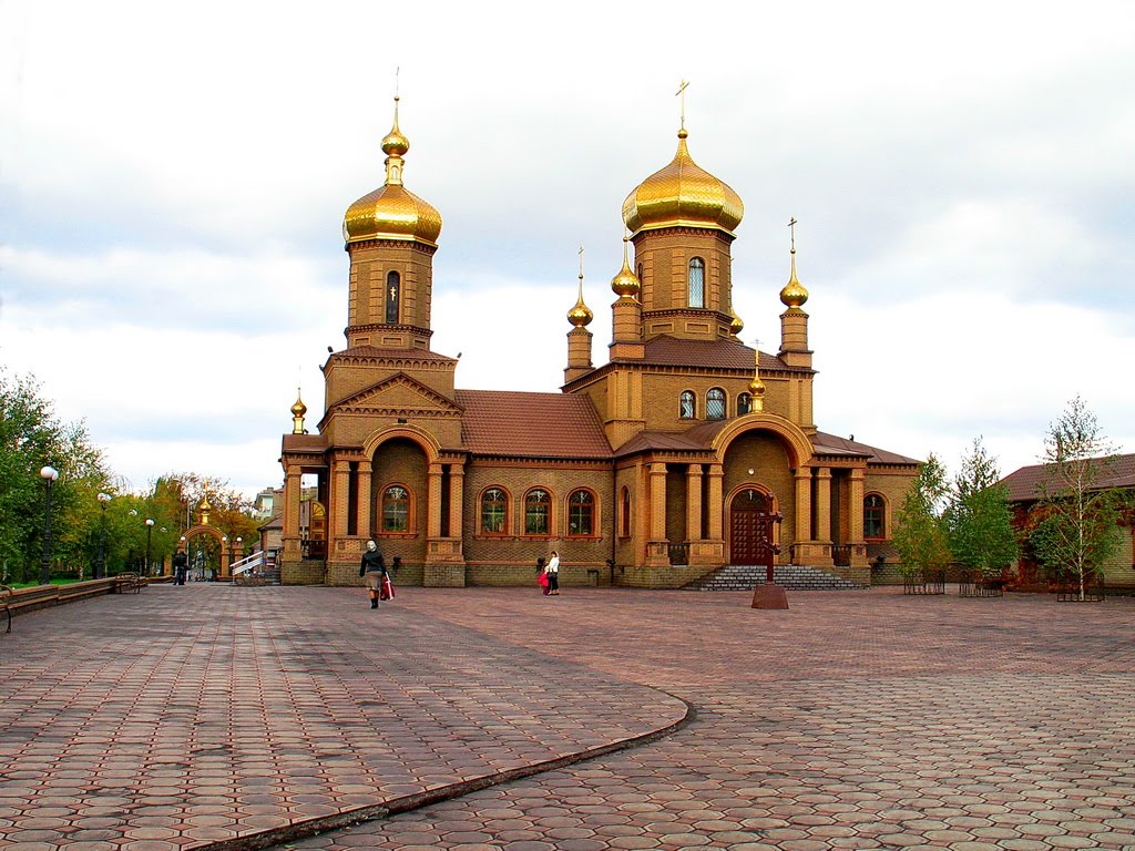 Храм, Енакиево