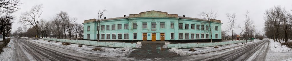School 180, Жданов