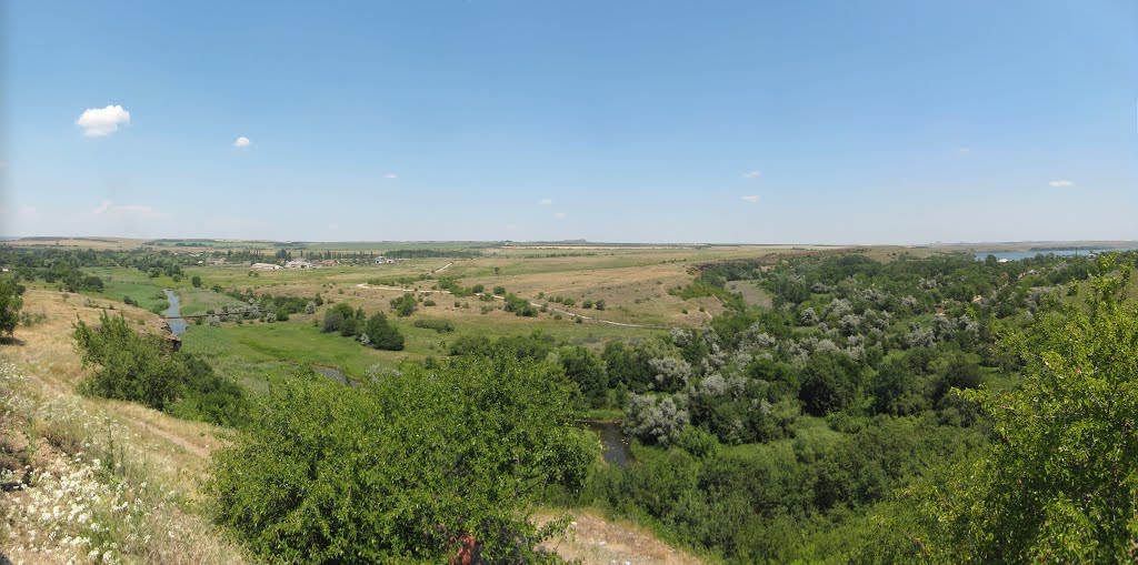 Вид со скалы.View from the cliff., Зуевка