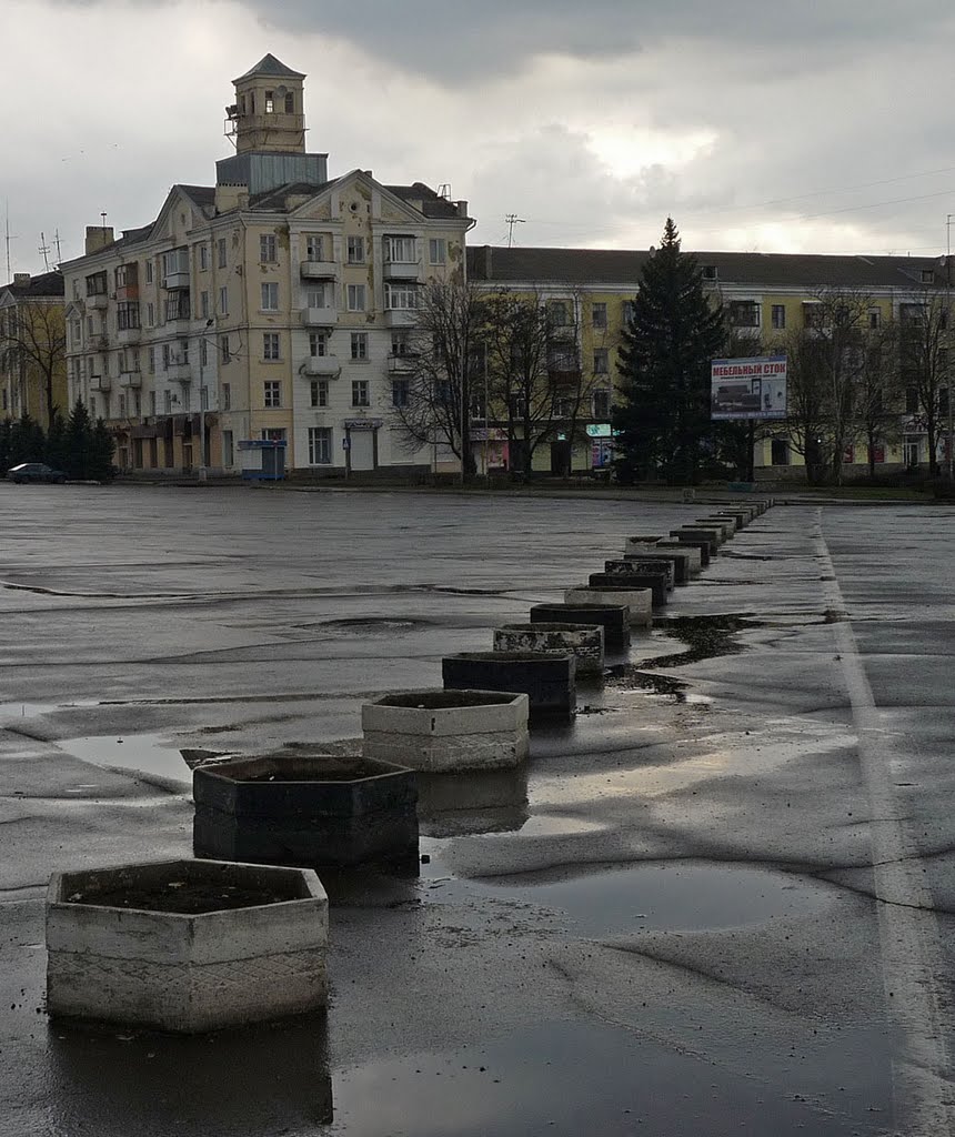 Площадь Ленина. После дождя, Краматорск
