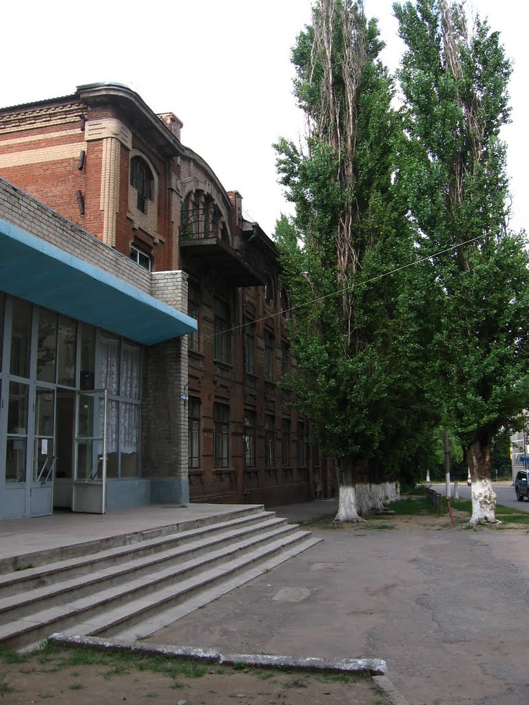 Uritskogo str., School №5 (вул. Урицького школа №5), Славянск