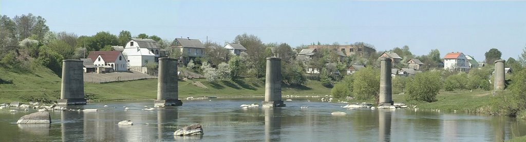 Разбитый мост, Новоград-Волынский