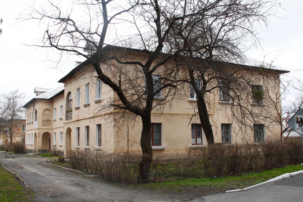 ДОС (дом офицерского состава), 1935-37, Новоград-Волынский