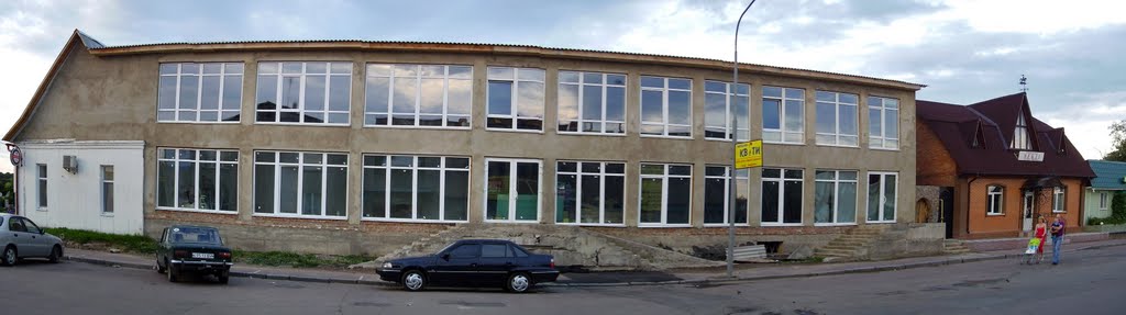 Панорама напротив универмага с 6-ти фото с 6-ти фото, Ружин