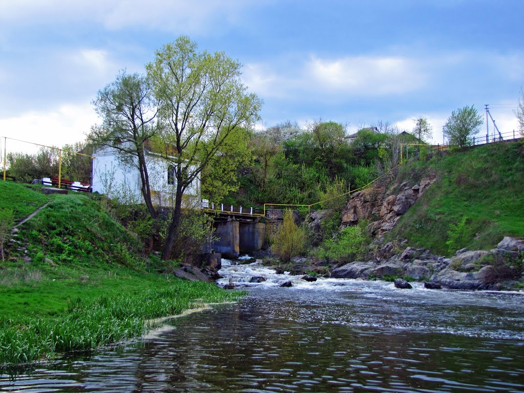Small hydro power plant in Chudnov / Чудновская ГЭС, Чуднов