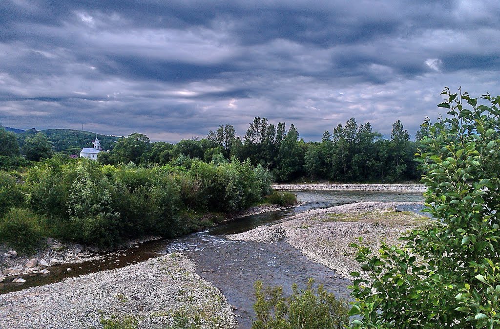 Річка Шопурка. До кордону 100 м / River Shopurka. By 100 meters of the Вorder, Великий Бычков