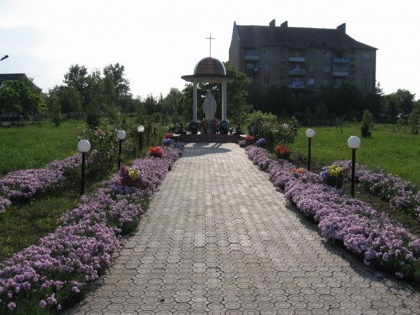 Shrine, Виноградов