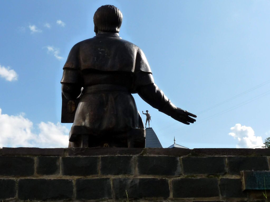 Пам’ятник Духновичу з Меркурієм на колишній друкарні, Мукачево