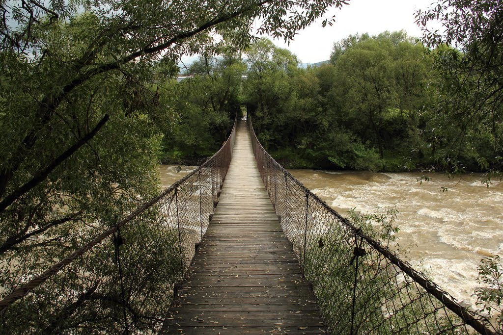 висячий міст - suspension bridge - függőhíd, Свалява