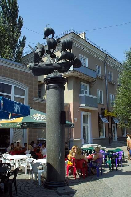 Бердянск. Памятник капитану Критскому / Berdyansk. Monument to Captain Kritskiy (Crete), Бердянск