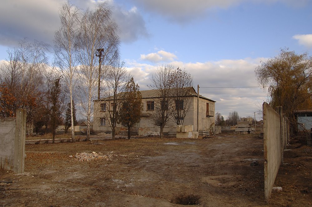 Novonikolaevka(Здание бывшего МкДорСтр), Новониколаевка