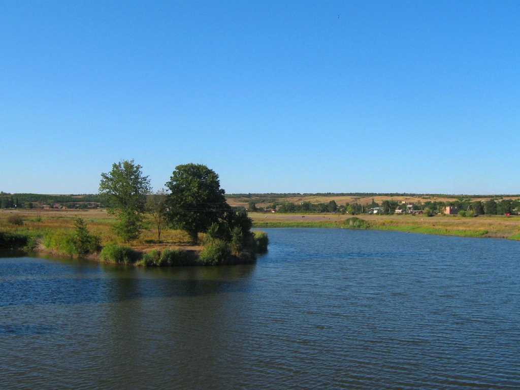 Тёплое лето... (река Конка)., Орехов