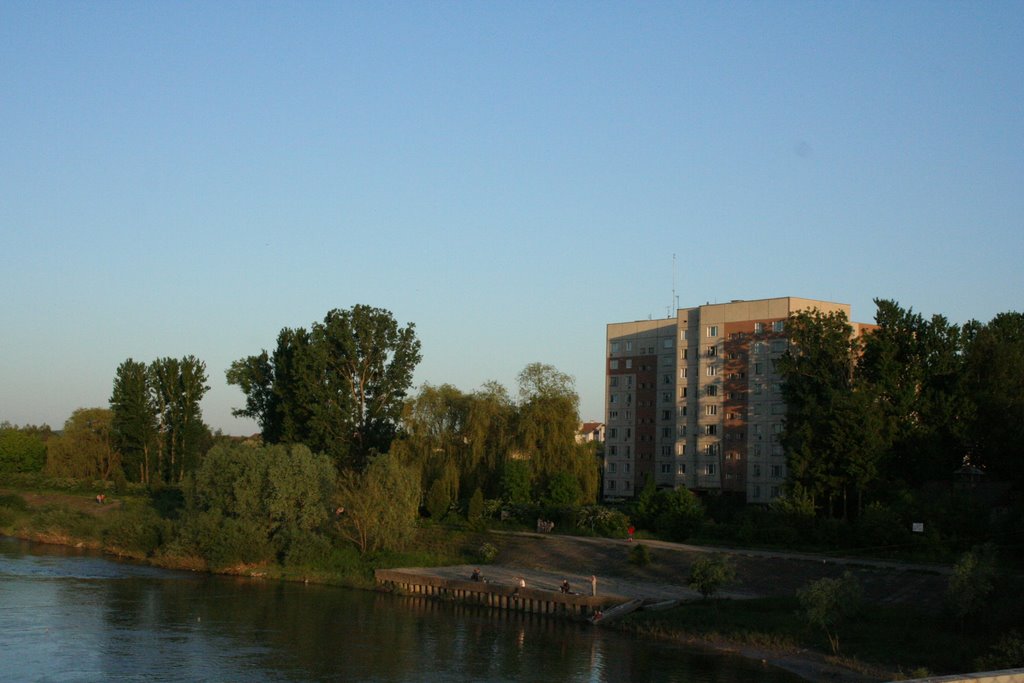 Dnister River, Галич