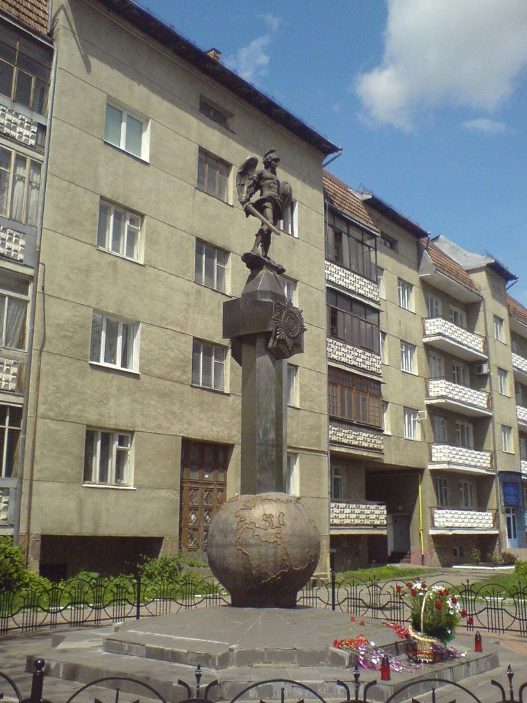 Monuments of Dead Milicionmens (Polismens) on Konovaltsya street (ex Dadugina street), Ивано-Франковск