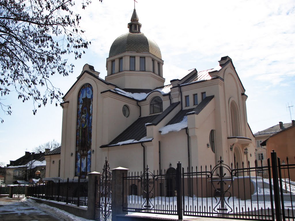 New church was build in the 2010, Ивано-Франковск