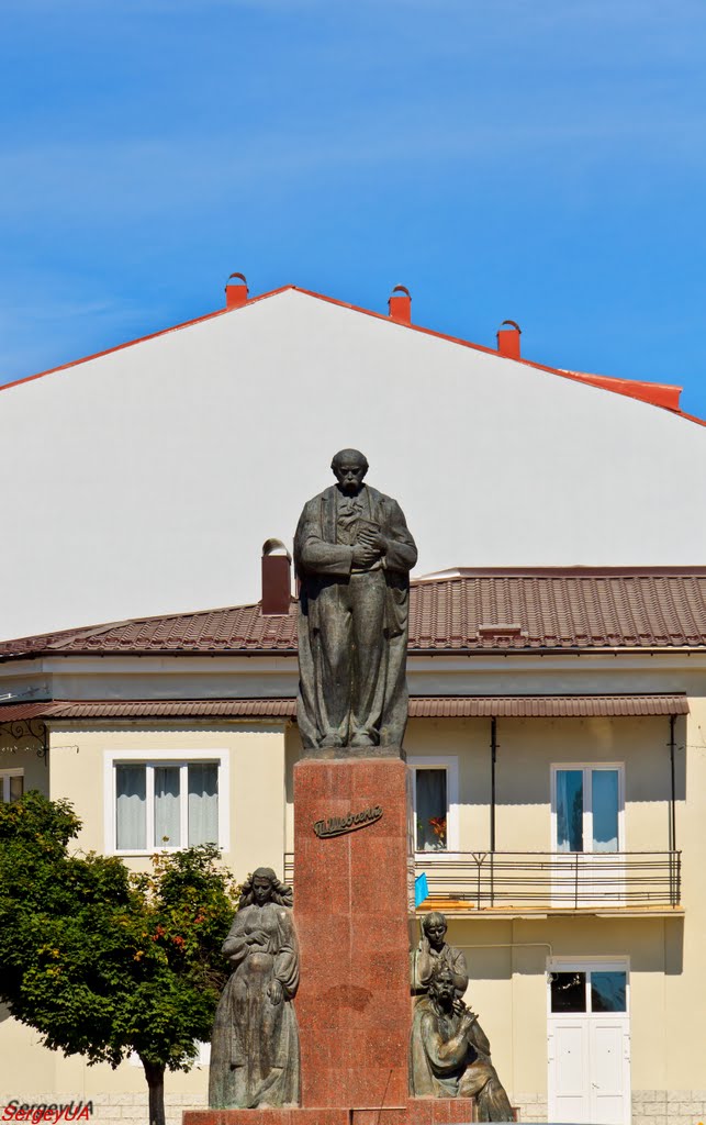 Памятник Т.Г. Шевченко, Надворна
