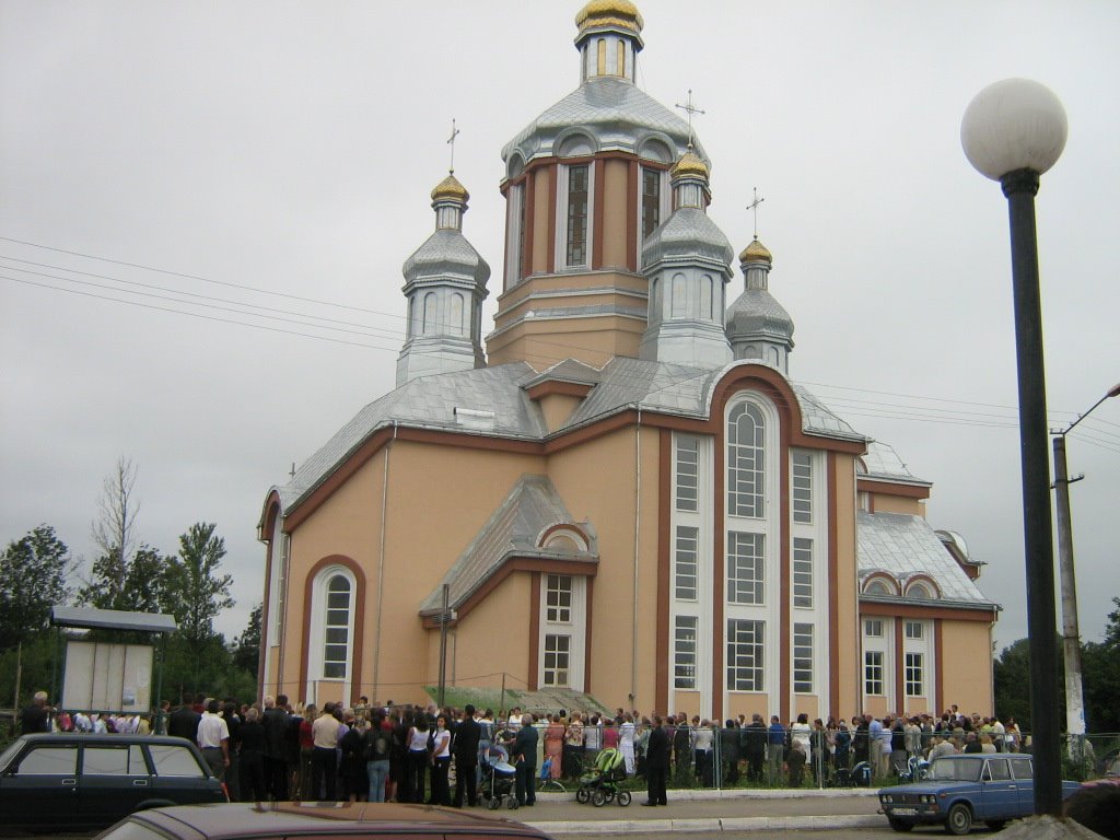 Церква св. Михаїла, Тысменица