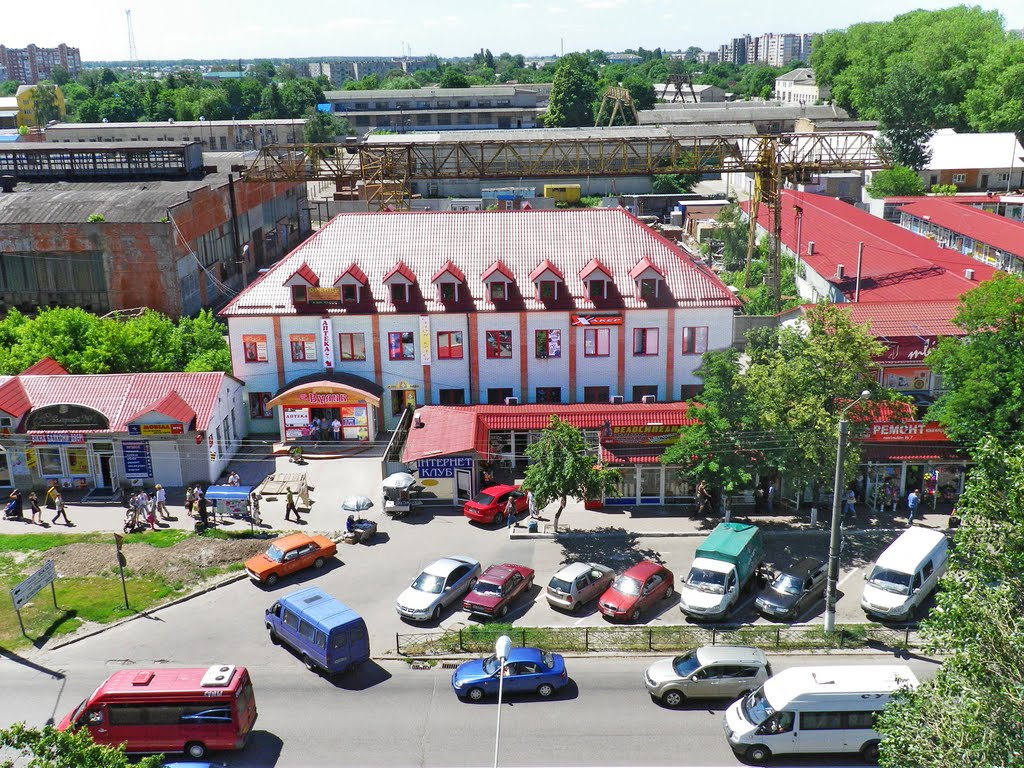 Торгово-офісний центр "Вулик" 2010, Борисполь