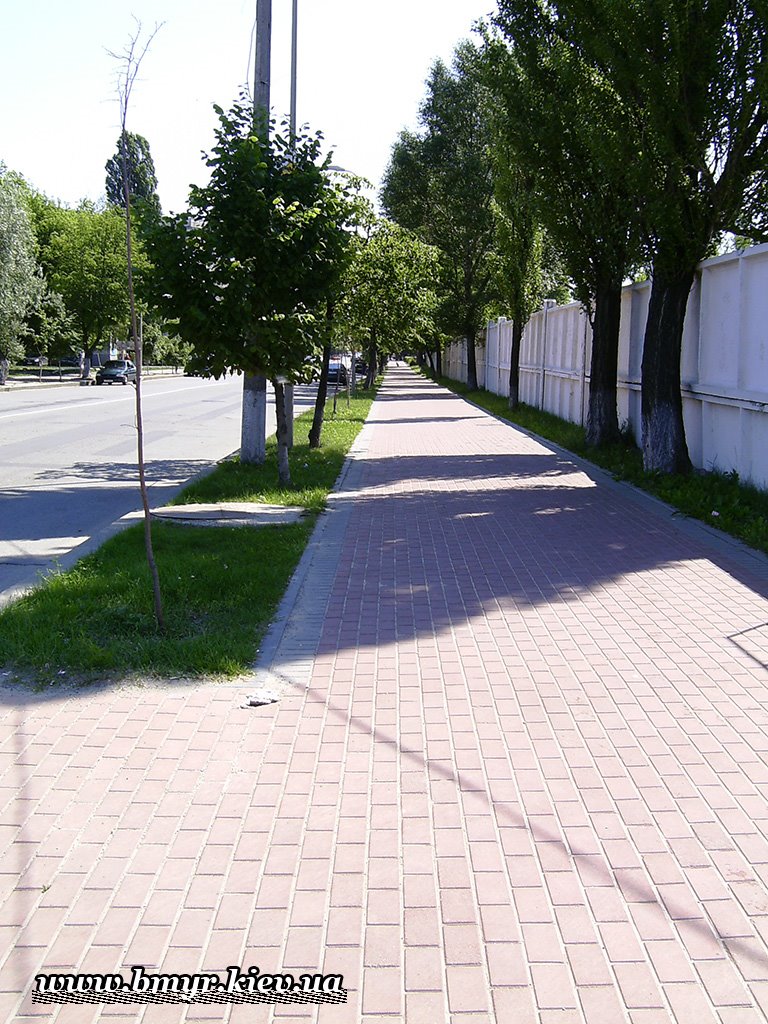 A road, Киевская