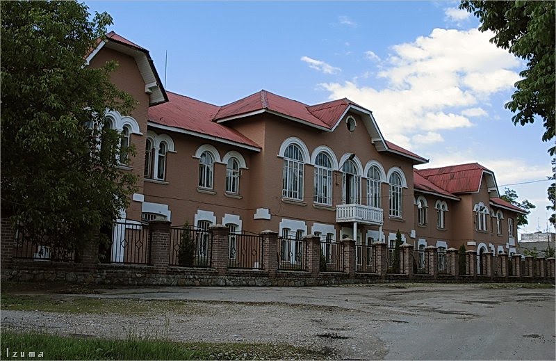 building of state council on 19 century, now clothes factory, Сквира