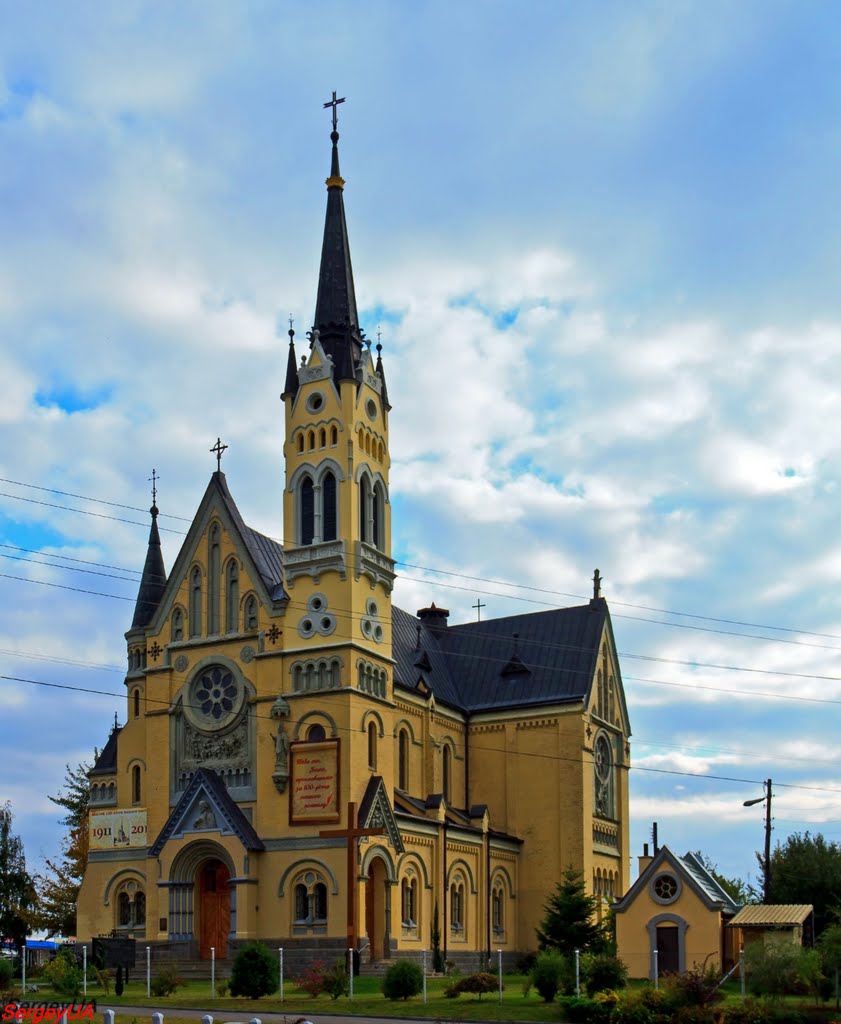 Римо-католический костел Воздвижения Святого Креста, 1903—11 гг., Фастов